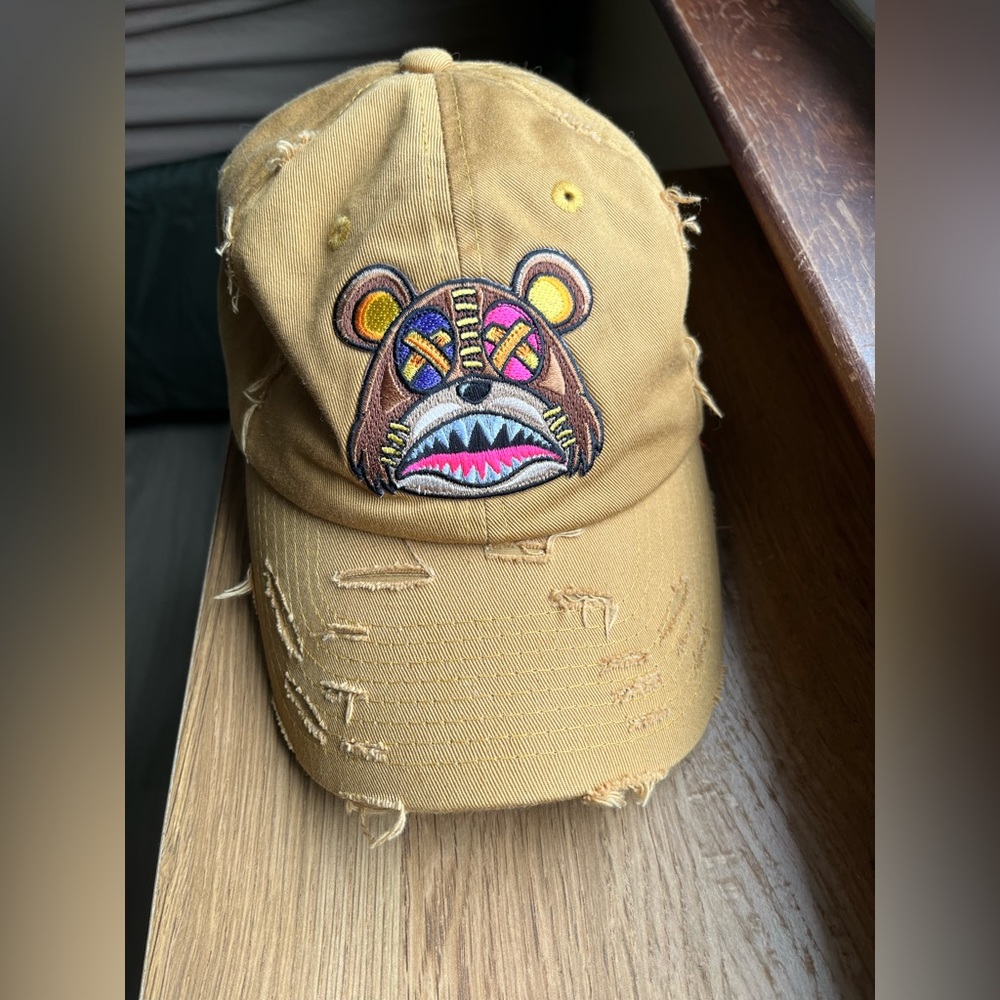 ‘BAWS’ strap back hat